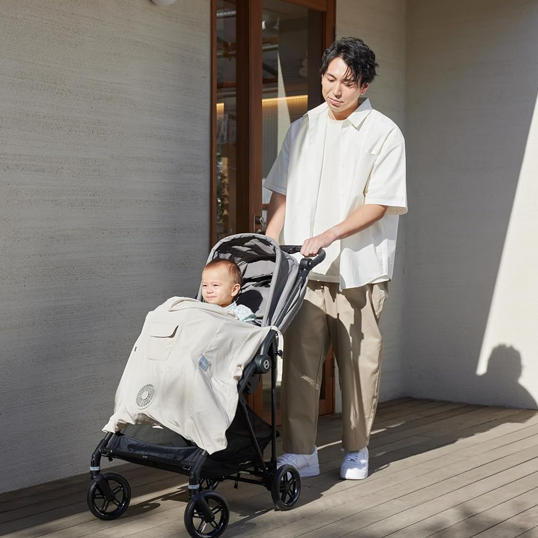 BabyHopper 嬰兒揹巾風扇罩 R26 嬰兒推車使用情境