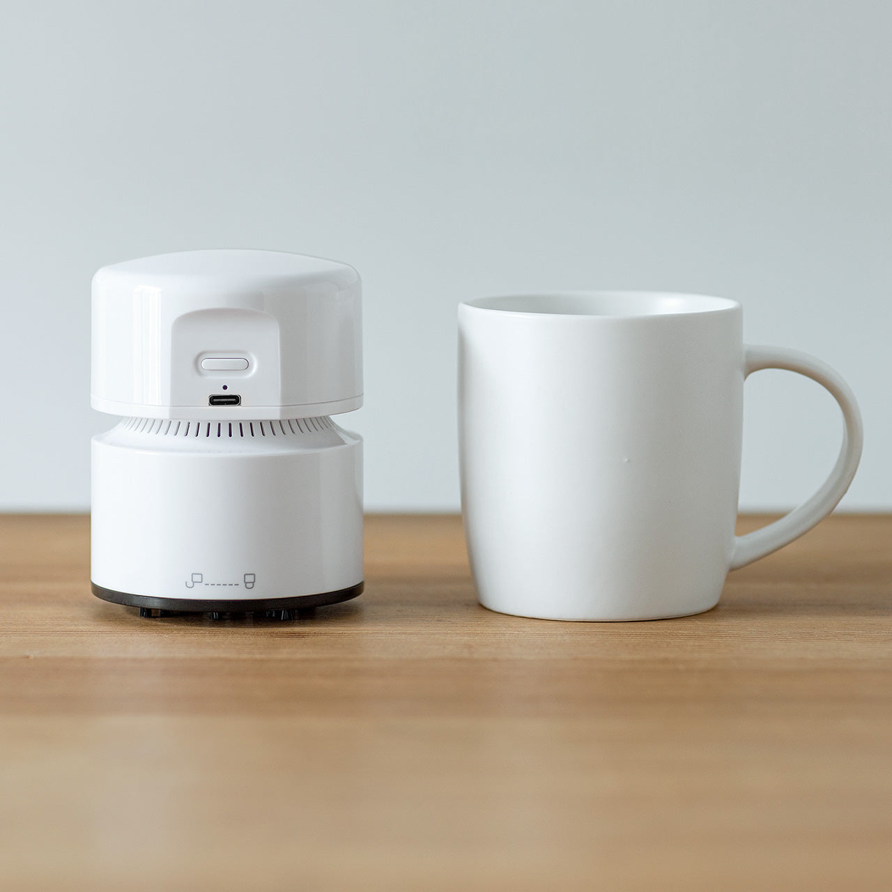 Sanwa Direct 200-CD070 桌上型吸塵器｜充電式 桌面清潔 強弱兩段 白色