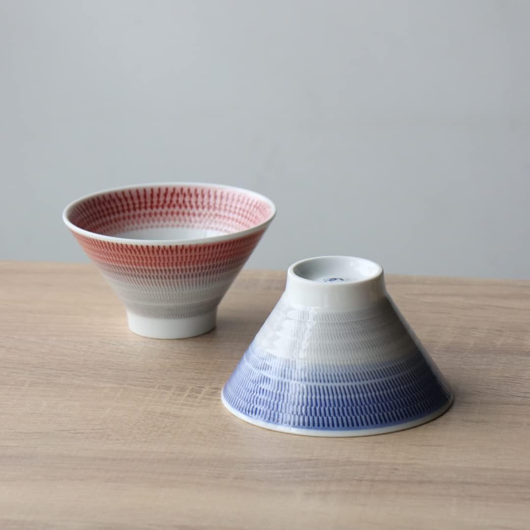 波佐見燒 富士刻紋飯碗 2色展示
