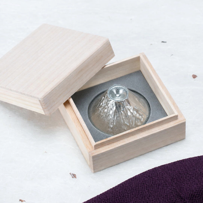 NOUSAKU 能作 純錫富士山酒杯 禮盒展示