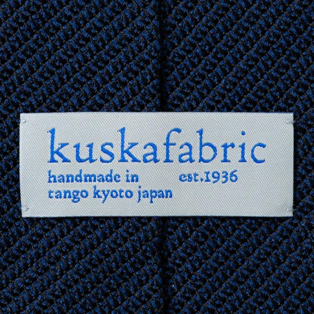 kuska fabric Fe-9 京都丹後手織真絲深海軍藍領帶 標籤